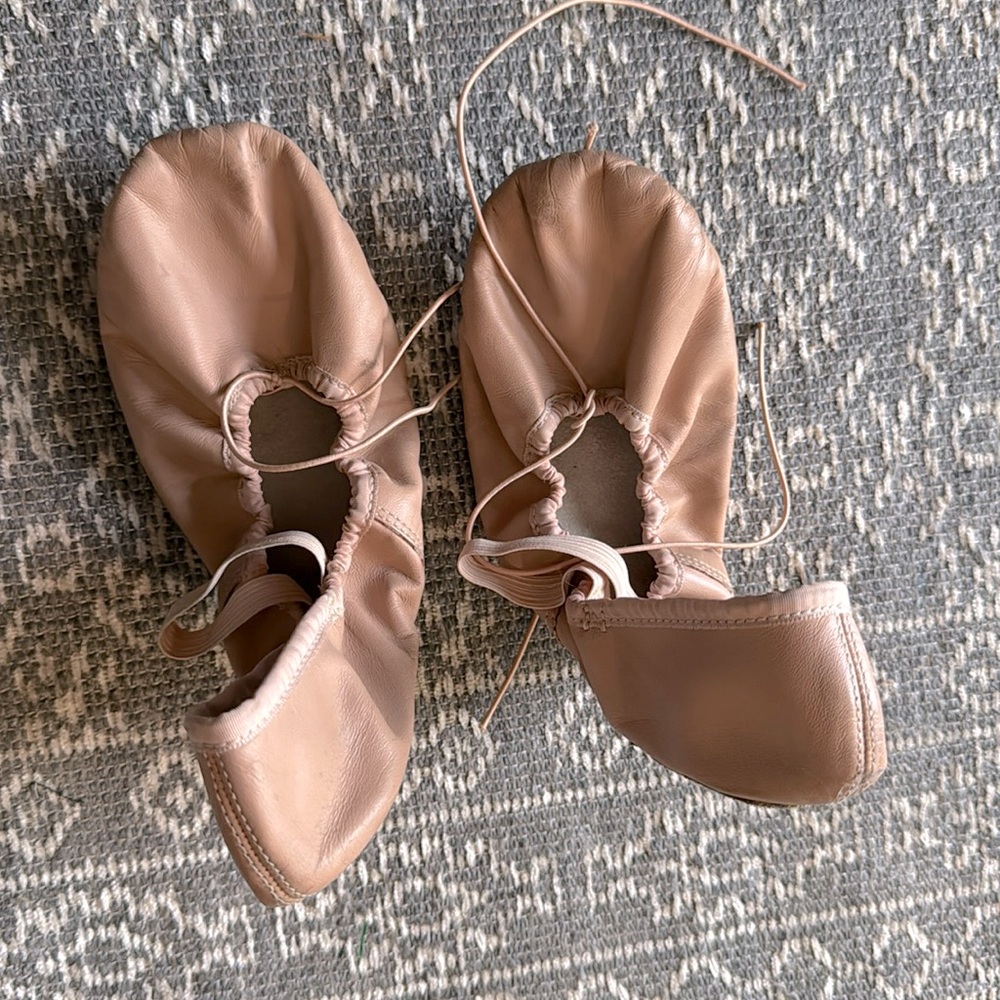 Ballet shoes